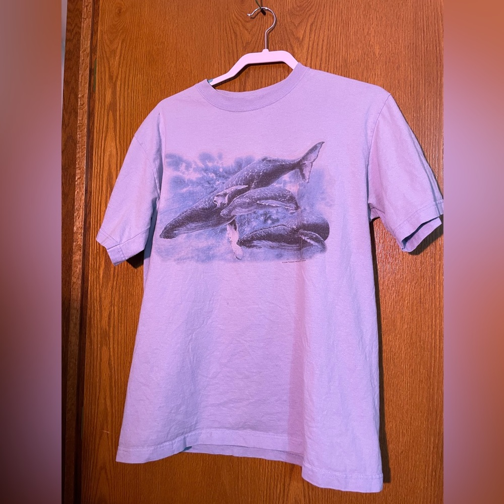 NCAA Whale Animal Graphic Short Sleeve Shirt Women’s Vintage Aesthetic. 🍀
